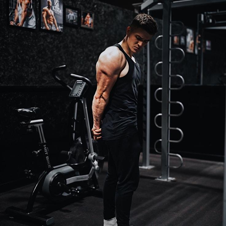 Supportive group workout environment